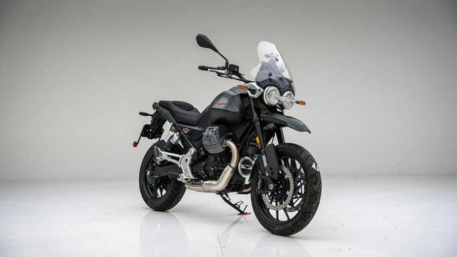 2025 Moto Guzzi V85 Strada