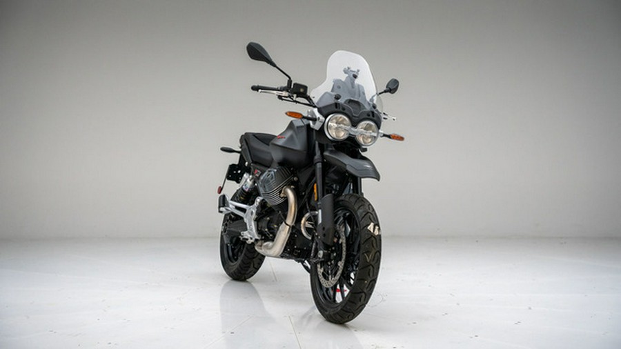 2025 Moto Guzzi V85 Strada