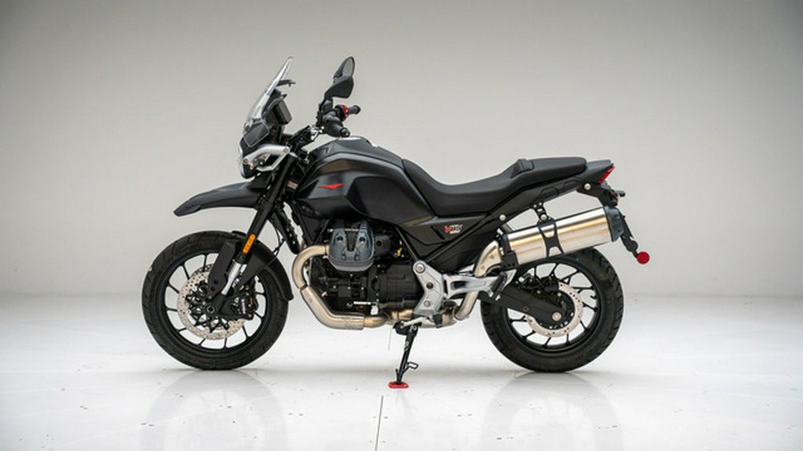 2025 Moto Guzzi V85 Strada