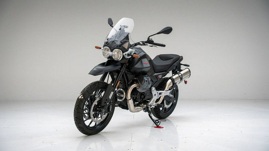 2025 Moto Guzzi V85 Strada