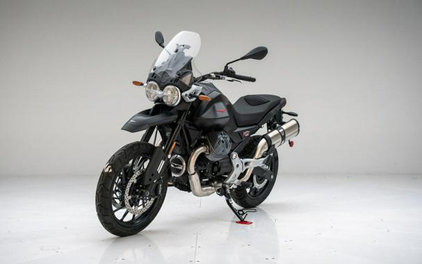2025 Moto Guzzi V85 Strada