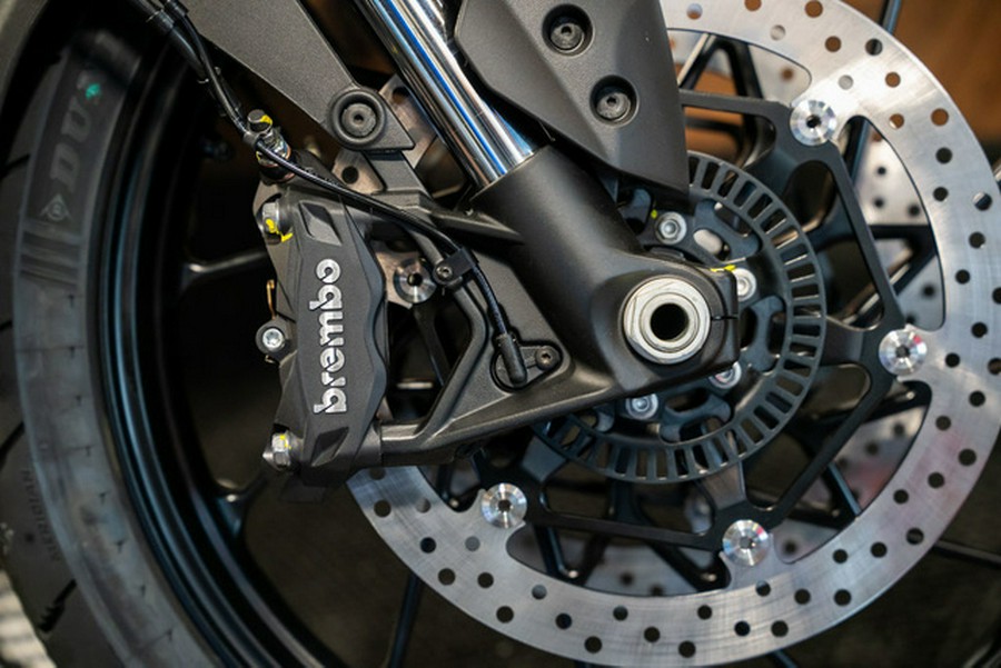 2024 Moto Guzzi V85 Strada