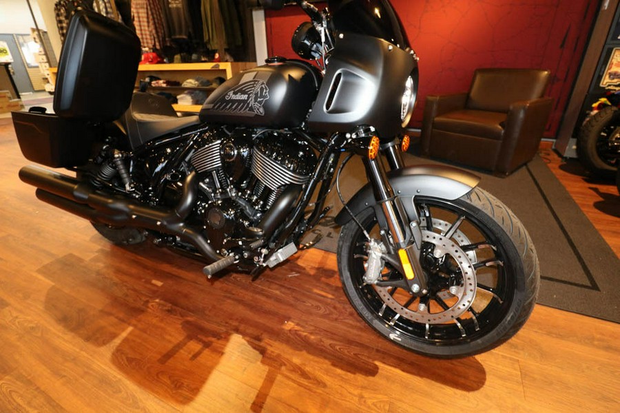 2025 Indian Motorcycle® Sport Chief RT Black Smoke