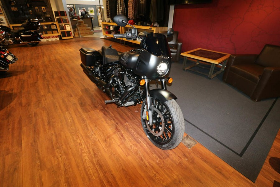 2025 Indian Motorcycle® Sport Chief RT Black Smoke