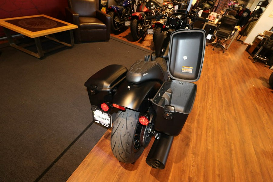 2025 Indian Motorcycle® Sport Chief RT Black Smoke