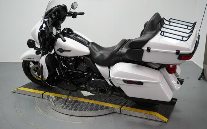 2024 Harley-Davidson® Ultra Limited White Onyx Pearl