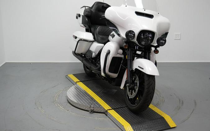 2024 Harley-Davidson® Ultra Limited White Onyx Pearl