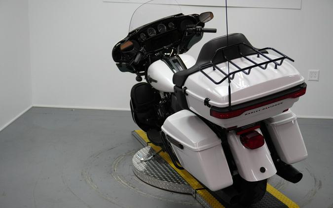 2024 Harley-Davidson® Ultra Limited White Onyx Pearl