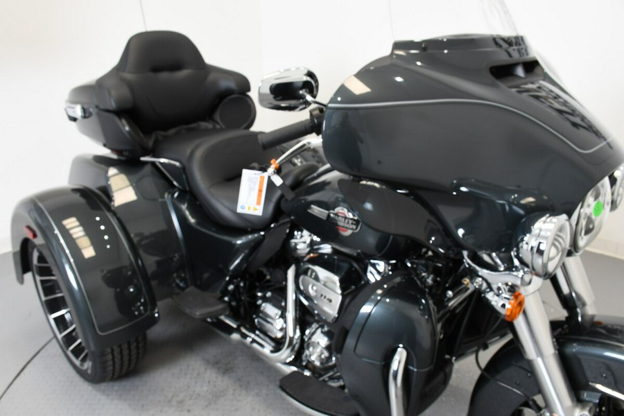 2025 Harley-Davidson® FLHTCUTG Tri Glide® Ultra