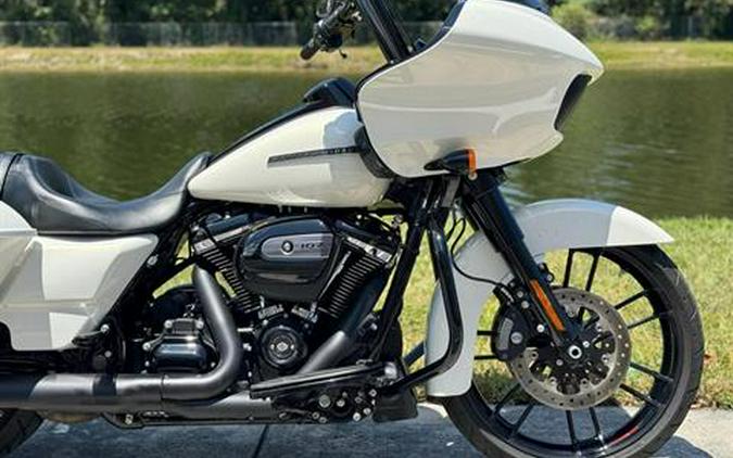 2018 Harley-Davidson Road Glide® Special