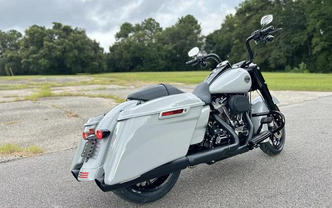 2024 Harley-Davidson® FLHRXS - Road King® Special