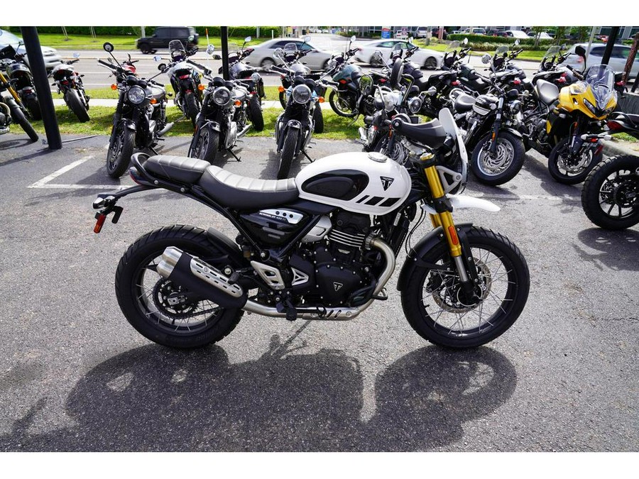 2026 Triumph Scrambler 400 XC