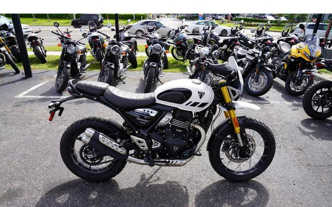 2026 Triumph Scrambler 400 XC