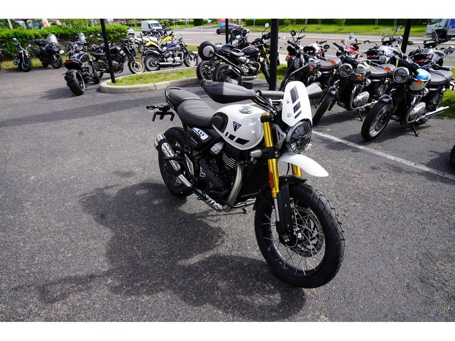 2026 Triumph Scrambler 400 XC