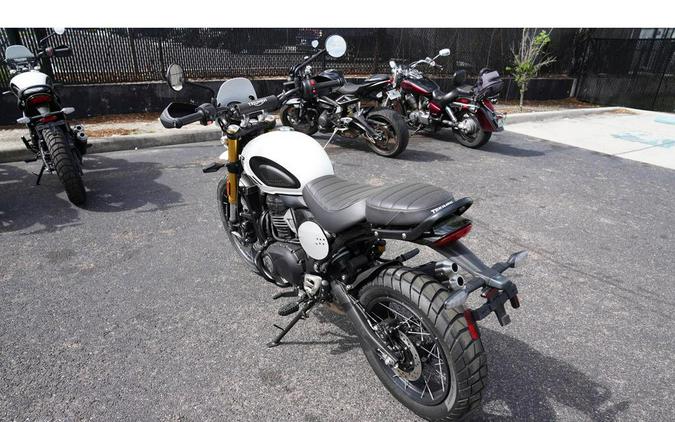 2026 Triumph Scrambler 400 XC