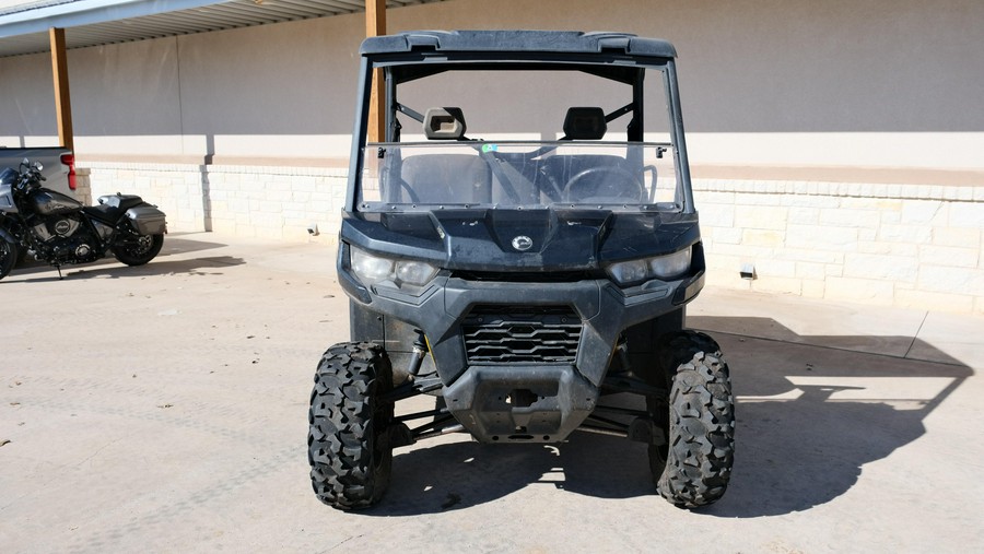 2023 CAN-AM DEFENDER DPS HD9