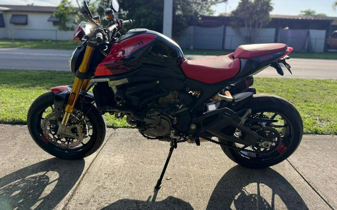 2023 Ducati Monster SP