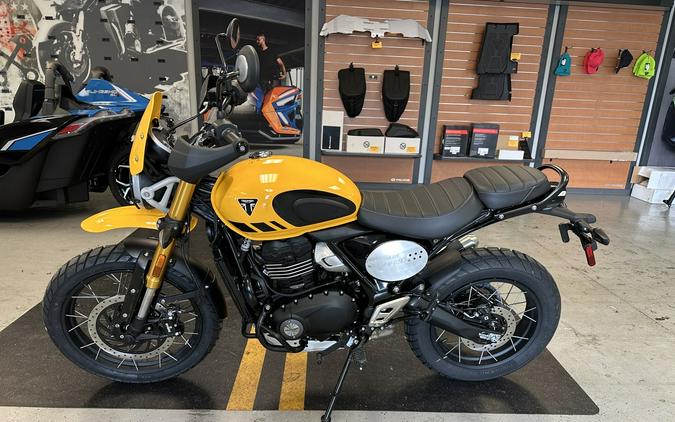 2026 Triumph Scrambler 400 XC