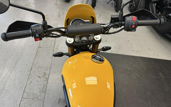 2026 Triumph Scrambler 400 XC
