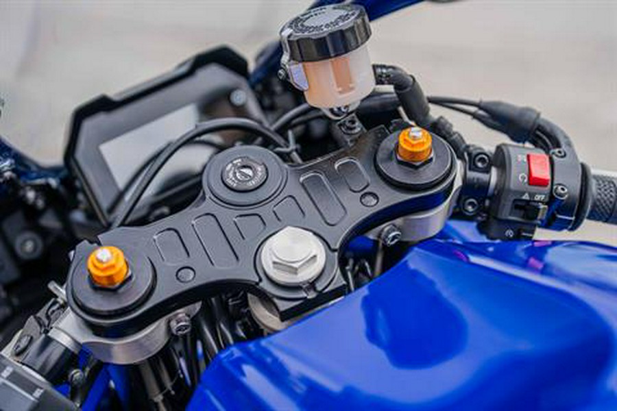 2025 Yamaha YZF-R7