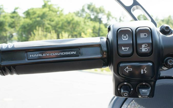 2023 Harley-Davidson Road Glide 3