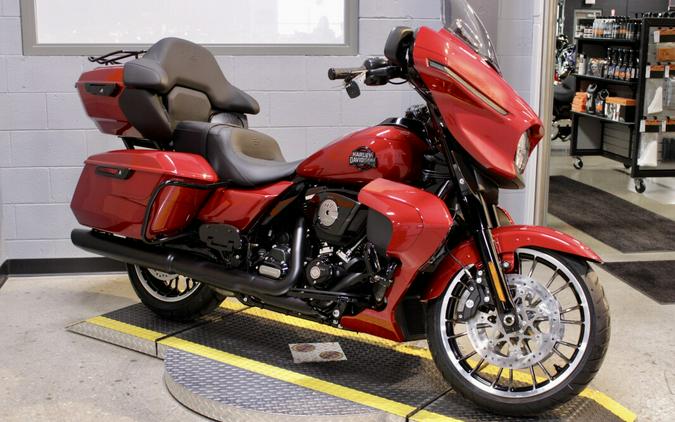 New 2026 Harley-Davidson Street Glide Limited Grand American Touring FLHXL Motorcycle For Sale In Columbus, OH