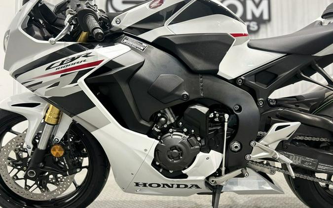 2026 Honda CBR1000RAT