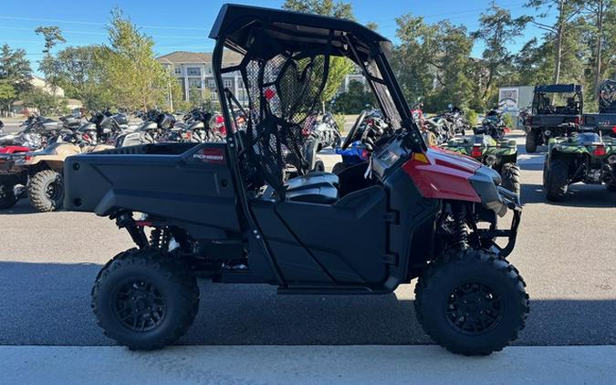 2026 Honda Pioneer 700 Deluxe