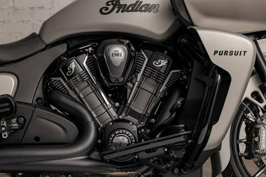 2022 Indian Motorcycle Pursuit® Dark Horse® with Premium Package