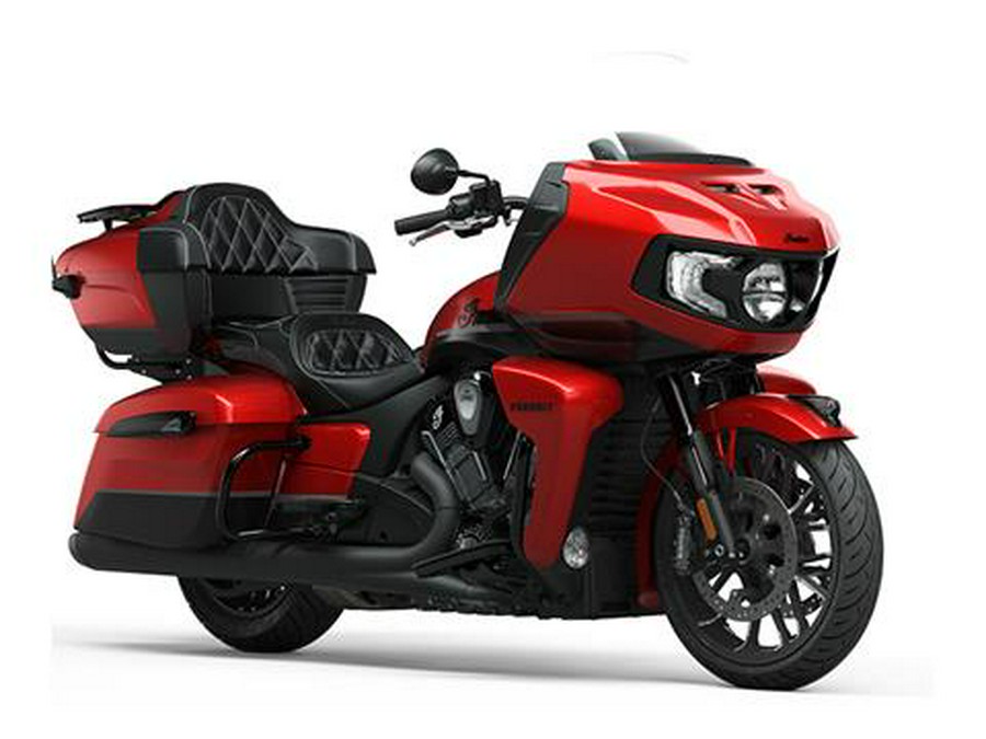 2022 Indian Motorcycle Pursuit® Dark Horse® with Premium Package