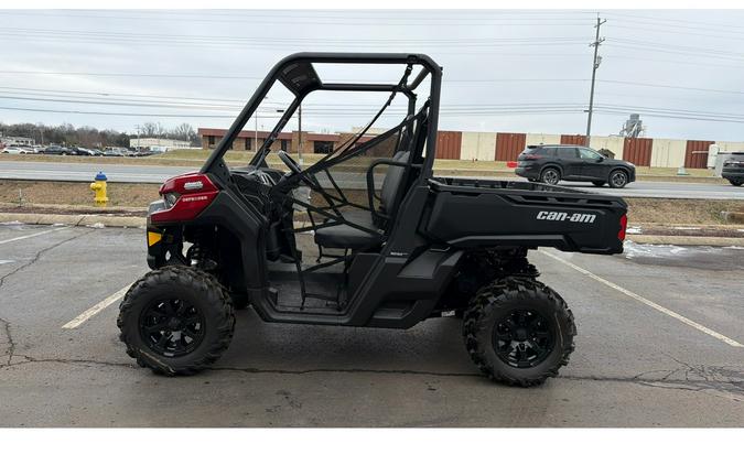 2025 Can-Am DEFENDER DPS HD10