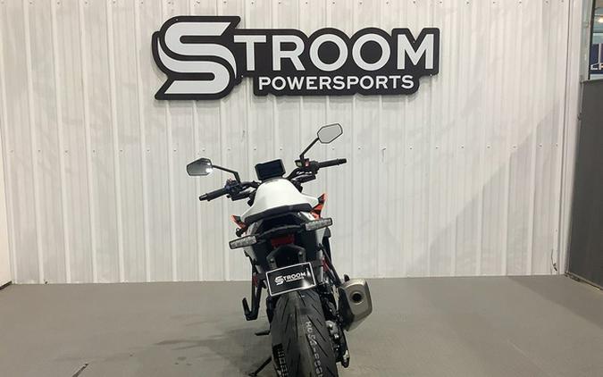 2027 KTM Duke 990