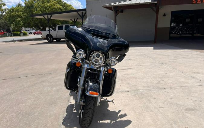 2015 Harley-Davidson® Ultra Limited Black