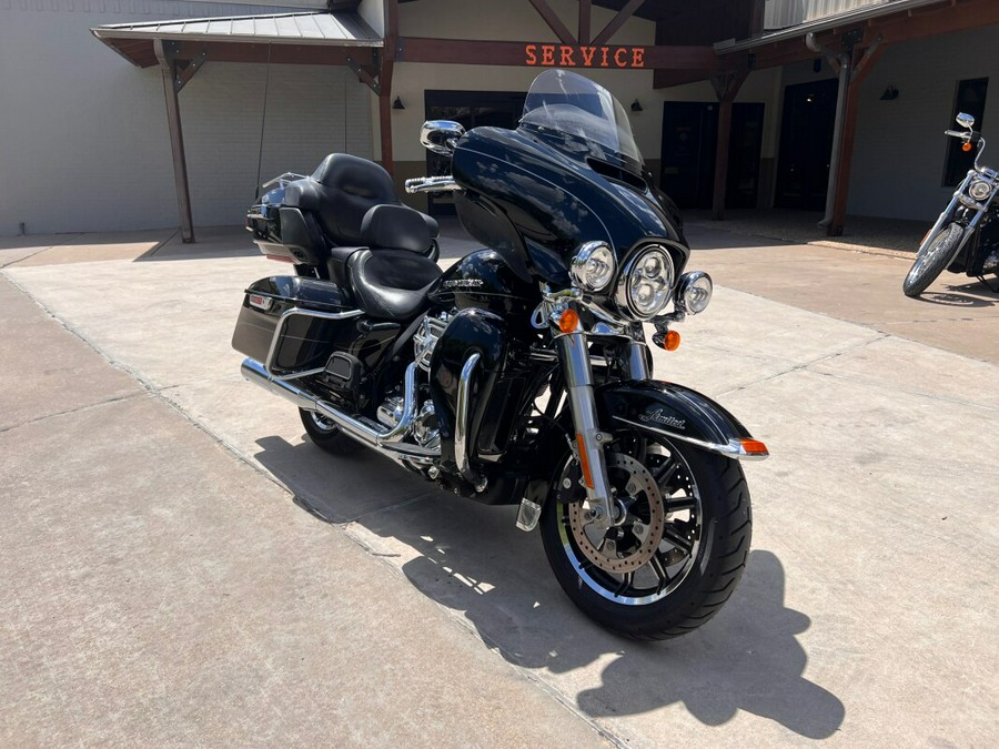 2015 Harley-Davidson® Ultra Limited Black