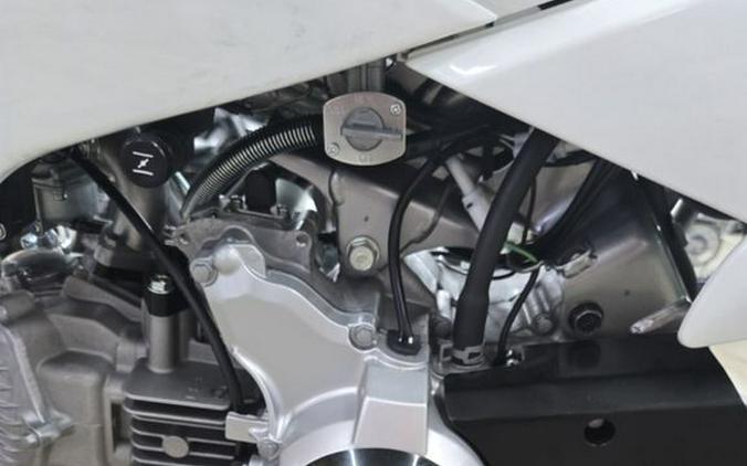 2026 Kawasaki BRIGHT WHITE KLX110R L