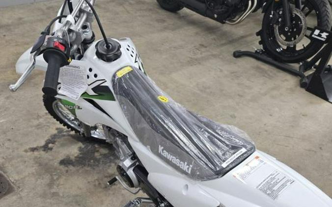 2026 Kawasaki BRIGHT WHITE KLX110R L