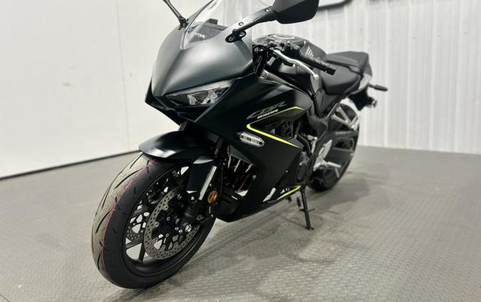 2026 Honda CBR650R E-Clutch