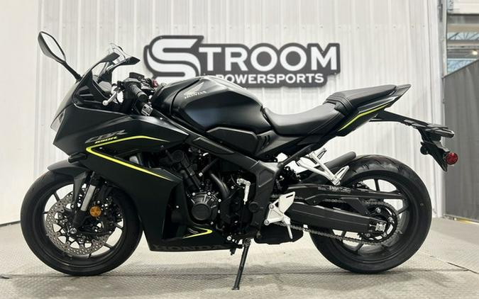 2026 Honda CBR650R E-Clutch