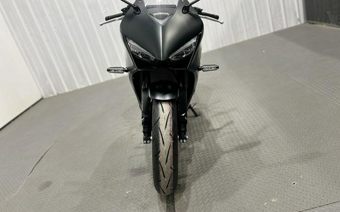 2026 Honda CBR650R E-Clutch