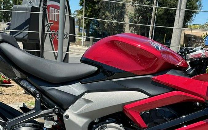 2025 Triumph Daytona 660 Carnival Red/Sapphire Black