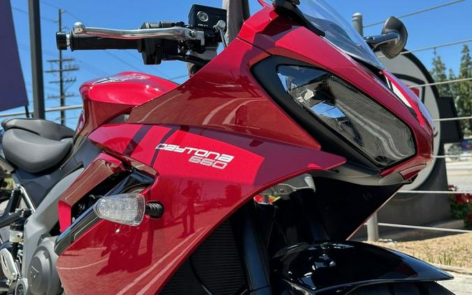 2025 Triumph Daytona 660 Carnival Red/Sapphire Black