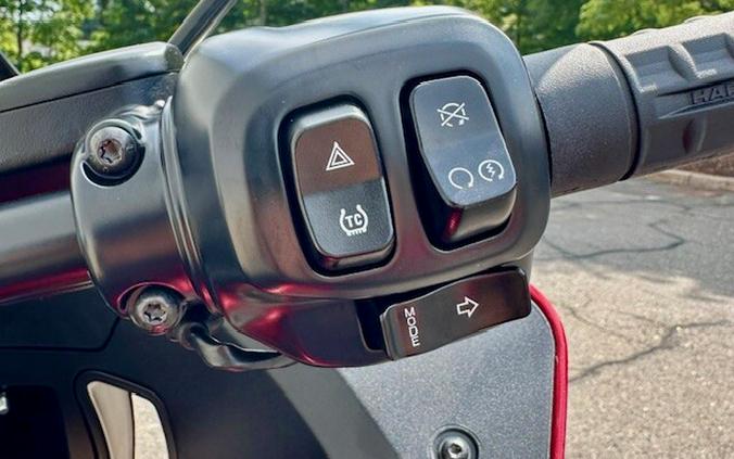 2025 FXLRST Low Rider™ ST