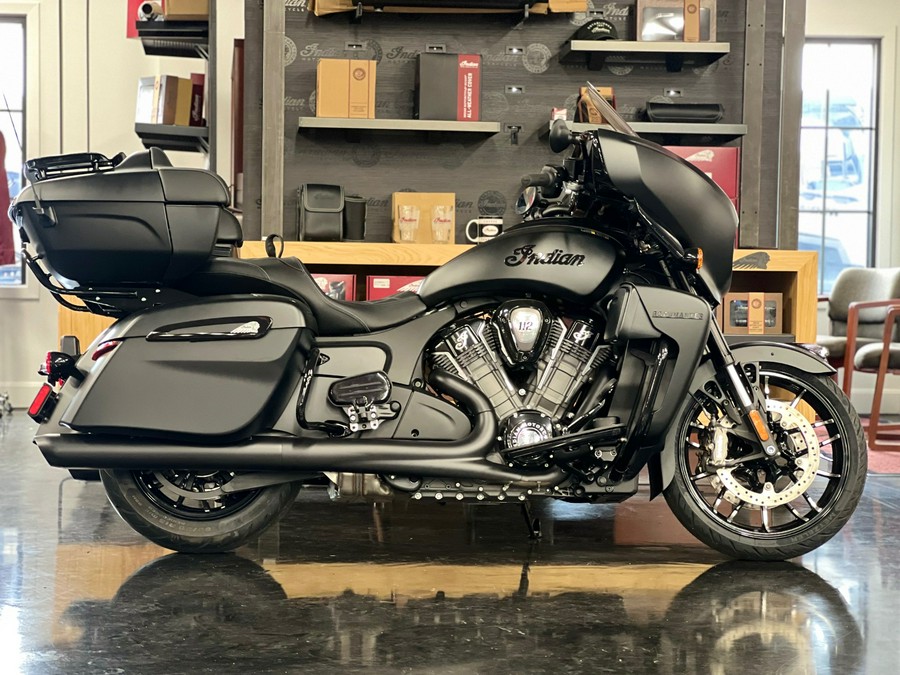 2025 Indian Motorcycle Roadmaster® PowerPlus Dark Horse® with 112 and PowerBand Audio Package