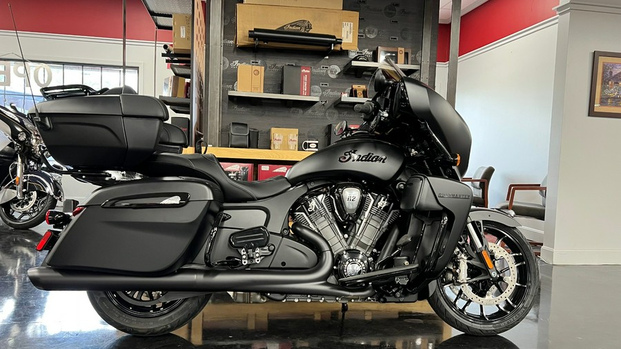 2025 Indian Motorcycle Roadmaster® PowerPlus Dark Horse® with 112 and PowerBand Audio Package