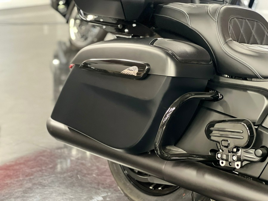 2025 Indian Motorcycle Roadmaster® PowerPlus Dark Horse® with 112 and PowerBand Audio Package