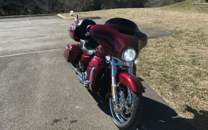 2017 Harley-Davidson STREET GLIDE SPECIAL