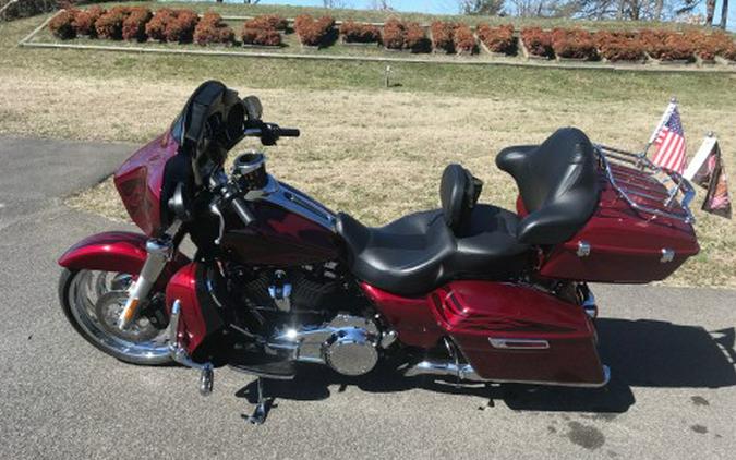 2017 Harley-Davidson STREET GLIDE SPECIAL