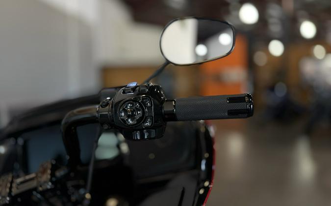 Harley-Davidson® CVO™ Road Glide™ ST 2025