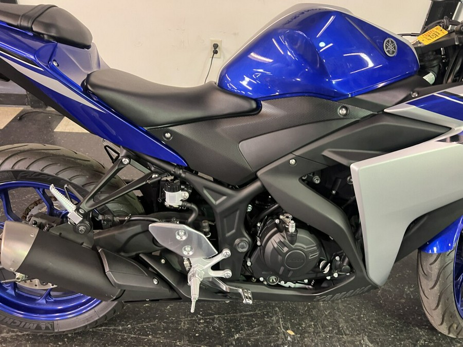 2016 YAMAHA YZF-R3 BLUE/SILVER