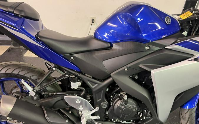 2016 YAMAHA YZF-R3 BLUE/SILVER